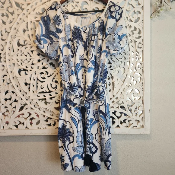 TORI RICHARD DRESS BUTTON DOWN BRAIDED BELT SHORT SLEEVES FLORAL NWOT SIZE SMALL - Picture 3 of 15